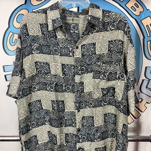 Vintage Robert Stock Silk Pattern Design Button Down Shirt